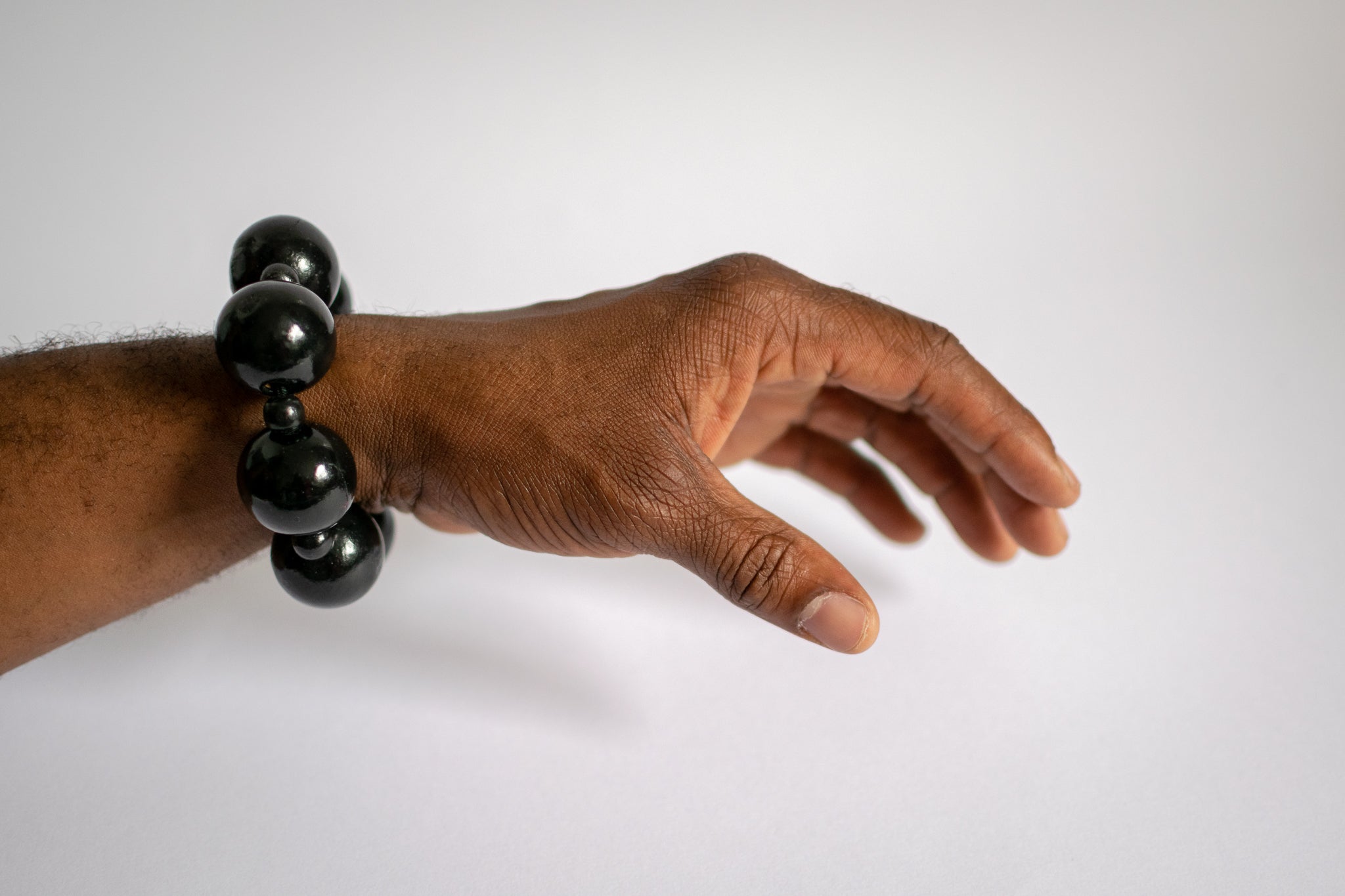 Article Wear Mixed Large and Tiny Bead Bracelet