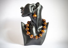 Load image into Gallery viewer, Article Wear Mixed Bead Choker Set with Earrings