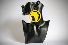 Load image into Gallery viewer, Article Wear Large Wooden Africa Circle Earrings
